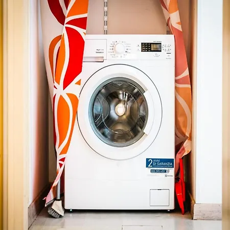 A Lovely Modern Flat A Stone Throw From The Sea * ביביונה